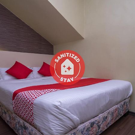 D'Pinetrees Hotel Τζόχορ Μπάχρου Εξωτερικό φωτογραφία