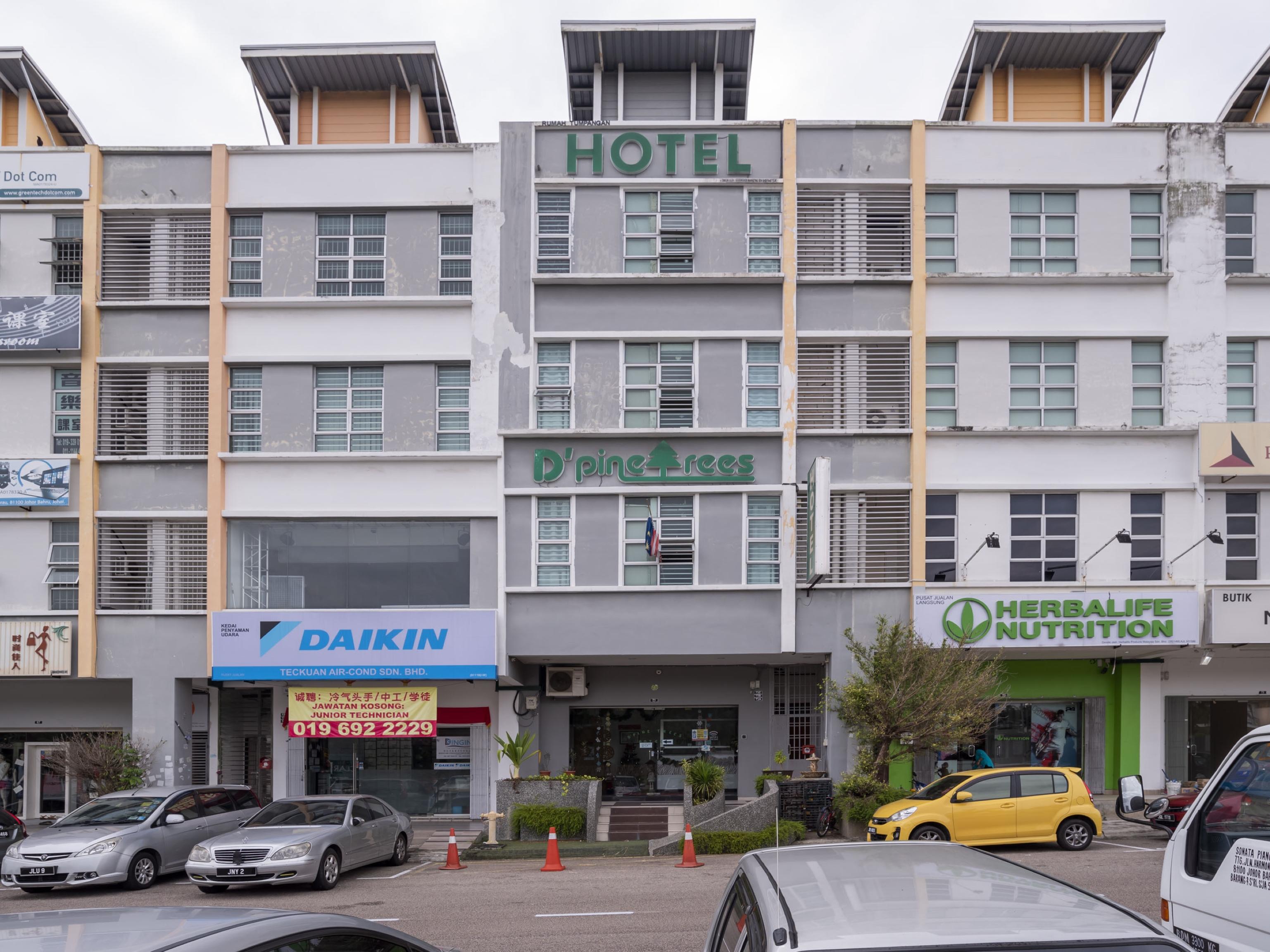 D'Pinetrees Hotel Τζόχορ Μπάχρου Εξωτερικό φωτογραφία