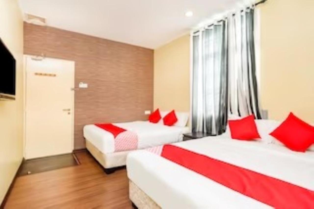 D'Pinetrees Hotel Τζόχορ Μπάχρου Εξωτερικό φωτογραφία