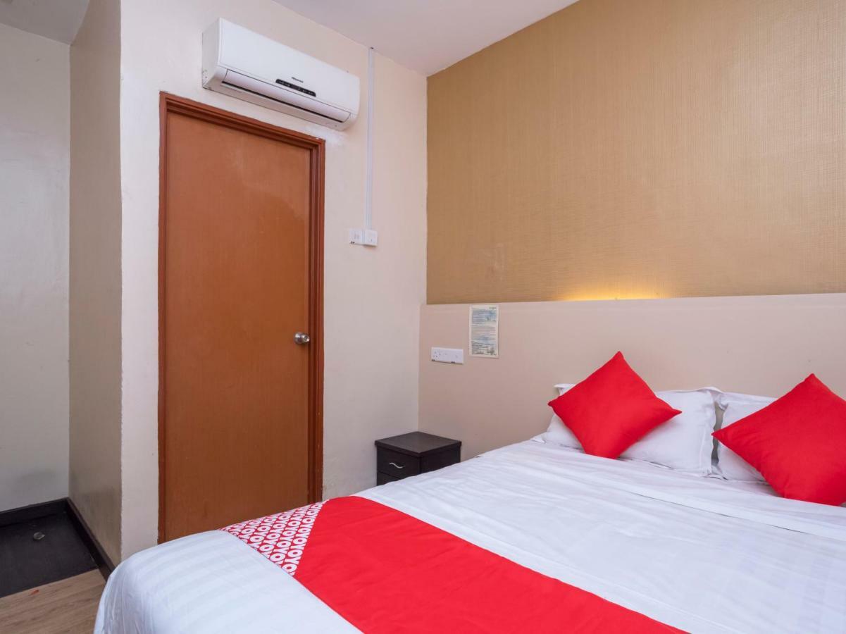 D'Pinetrees Hotel Τζόχορ Μπάχρου Εξωτερικό φωτογραφία